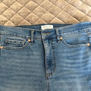 Sofia by Sofia Vergara Classic Blue Jeans Melisa Flare never worn